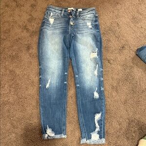 KanCan Distressed Ankle Jeans in Blue
